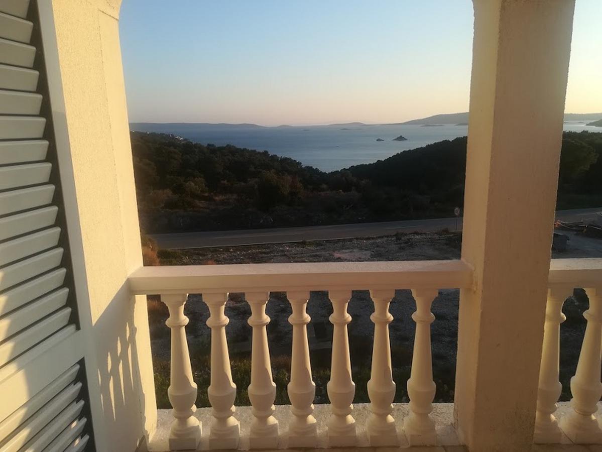Apartments Barisic Hrvatskih Zrtava 404 Seget Vranjica Trogir Eksteriør billede