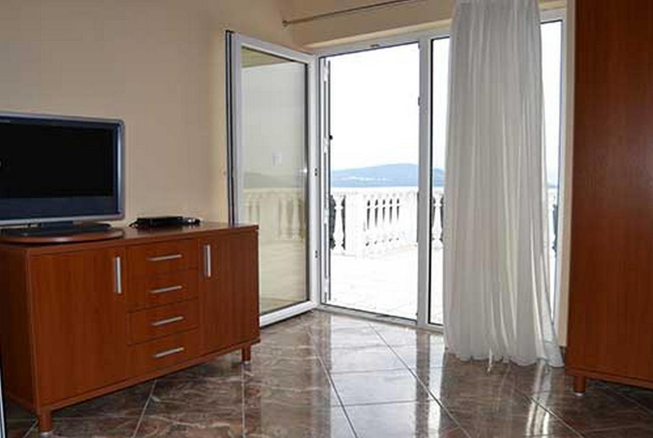 Apartments Barisic Hrvatskih Zrtava 404 Seget Vranjica Trogir Eksteriør billede