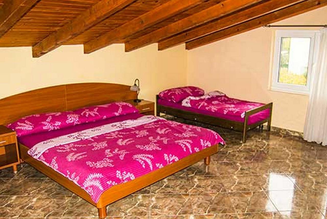 Apartments Barisic Hrvatskih Zrtava 404 Seget Vranjica Trogir Eksteriør billede