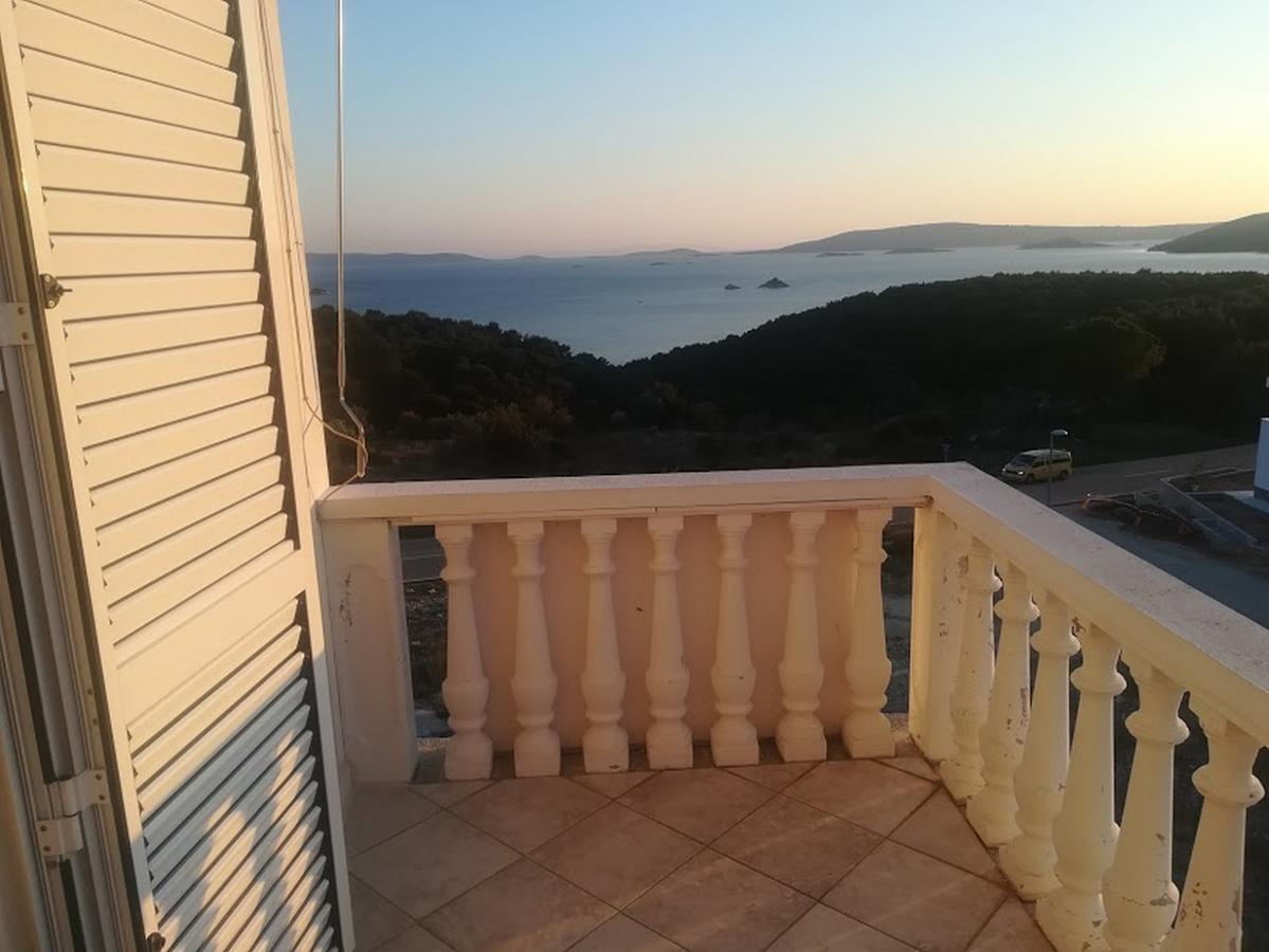 Apartments Barisic Hrvatskih Zrtava 404 Seget Vranjica Trogir Eksteriør billede