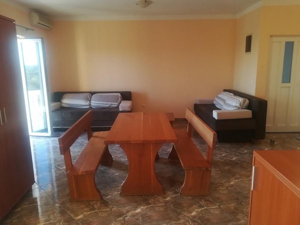 Apartments Barisic Hrvatskih Zrtava 404 Seget Vranjica Trogir Eksteriør billede