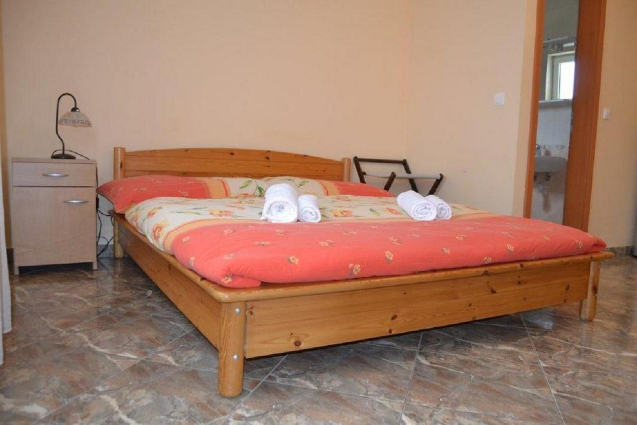 Apartments Barisic Hrvatskih Zrtava 404 Seget Vranjica Trogir Eksteriør billede