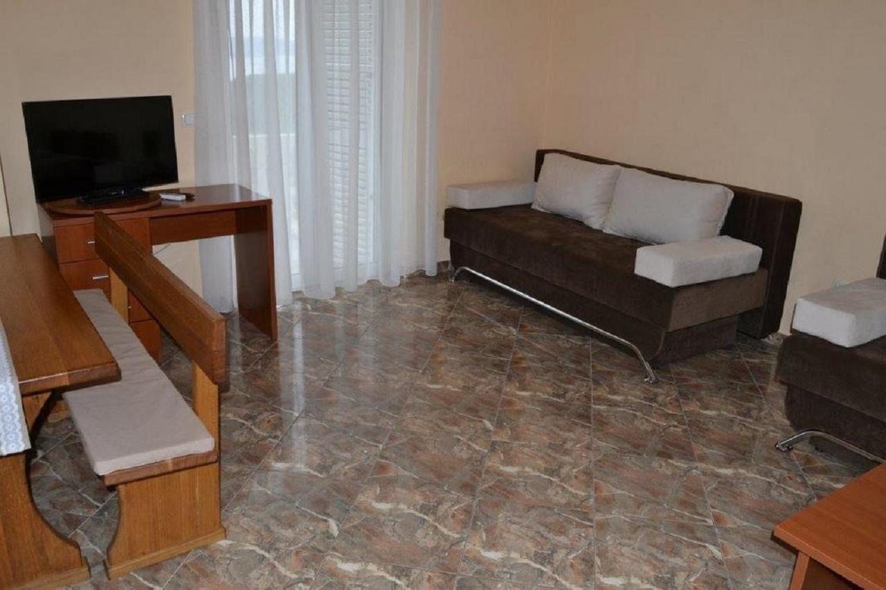 Apartments Barisic Hrvatskih Zrtava 404 Seget Vranjica Trogir Eksteriør billede